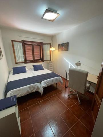 Lourdes 1 Casa Compartida Solo Con La Anfitriona Apartment Brena Baja Ngoại thất bức ảnh